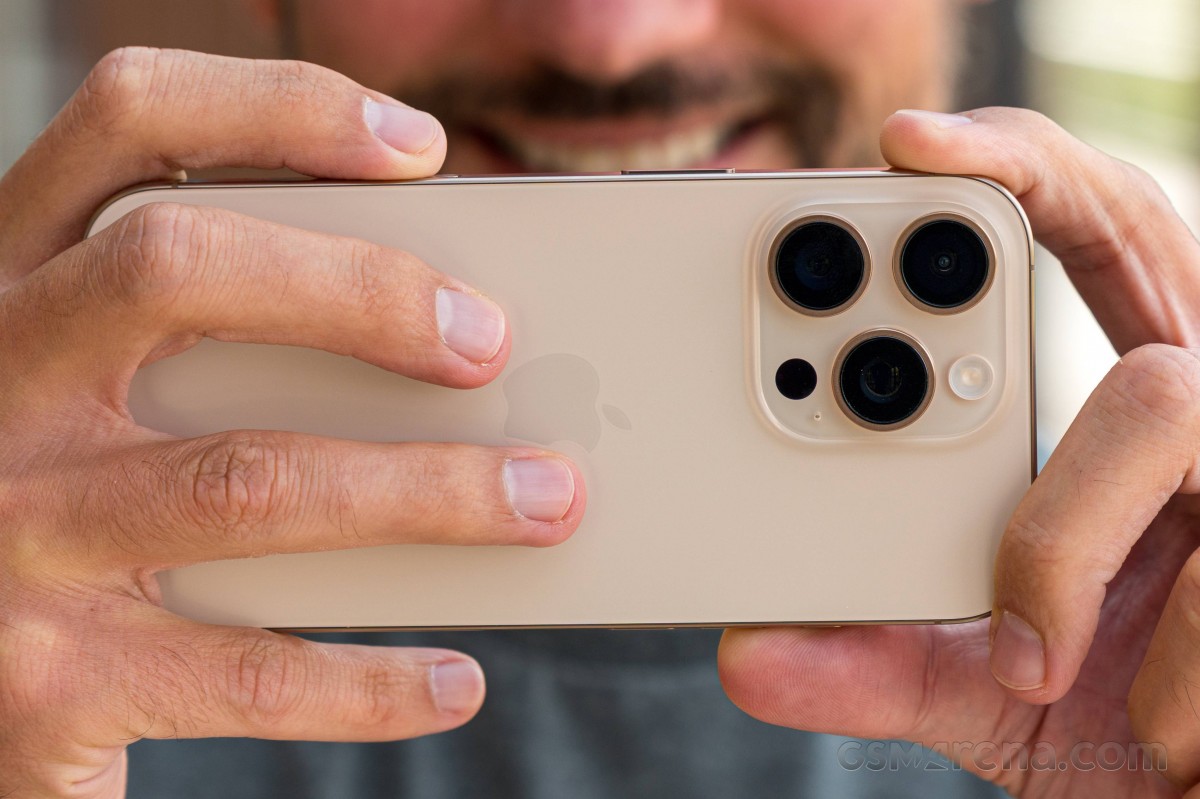 iPhone 18 Pro to get variable aperture camera first, not iPhone 17 Pro