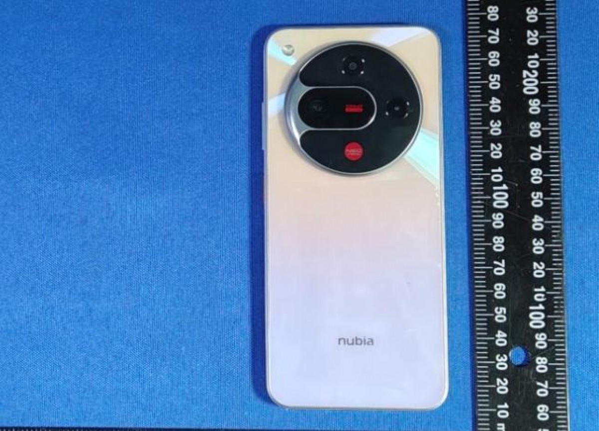 nubia Focus 2 5G leaks through certification, shows a new design