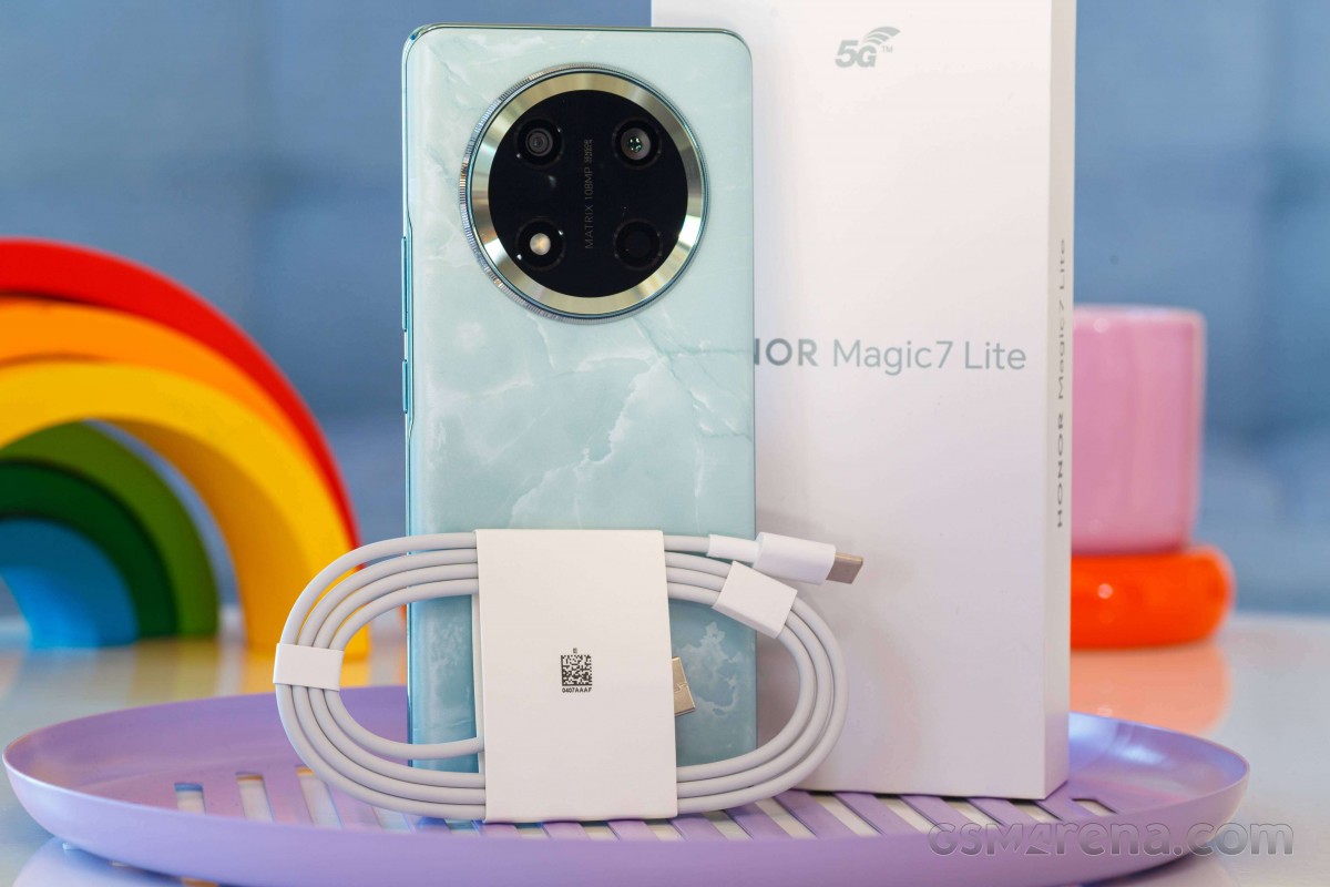 Honor Magi7 Lite unboxing