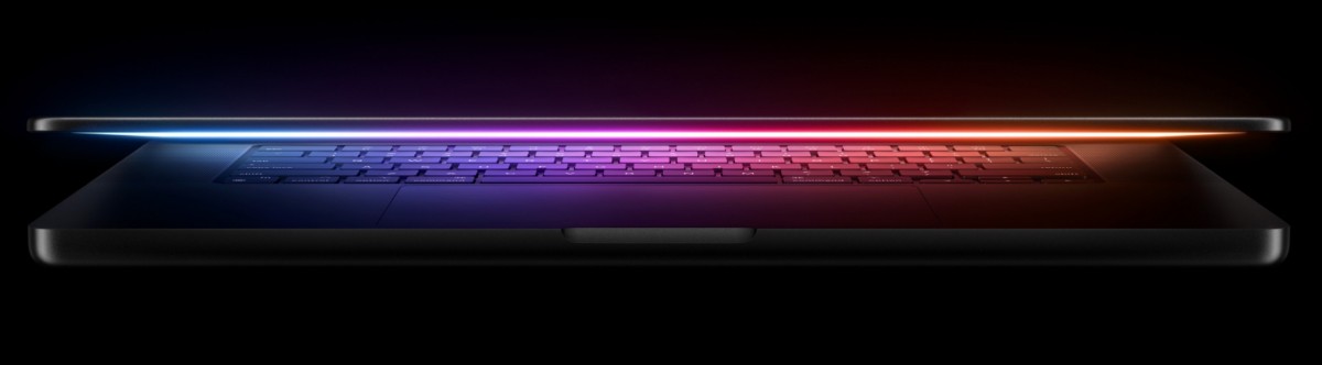 OLED MacBook Pro might show up next year, OLED MacBook Air is a distant dream