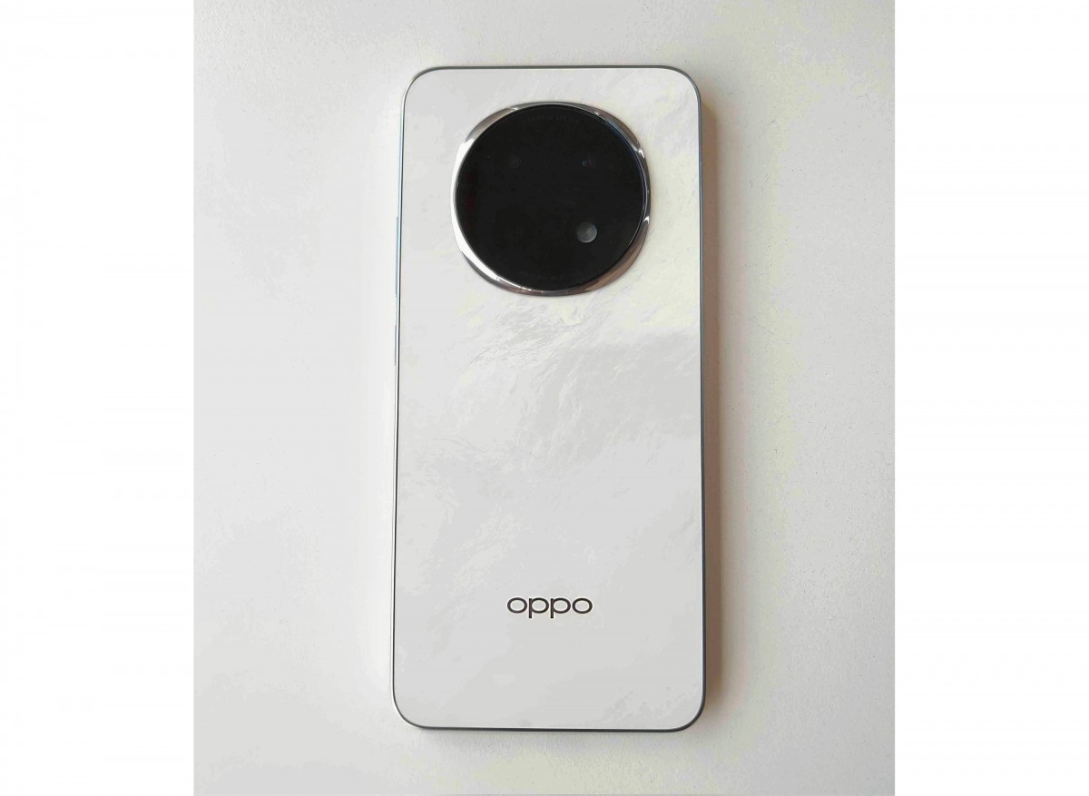 Oppo F29 leaked live image